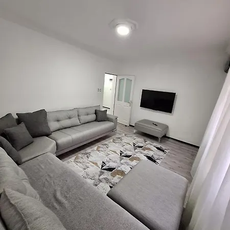 Apartment 2+1ege Univer Hastanesi Yakin Gun/hafta/ay Sadece Aileye Klimali *